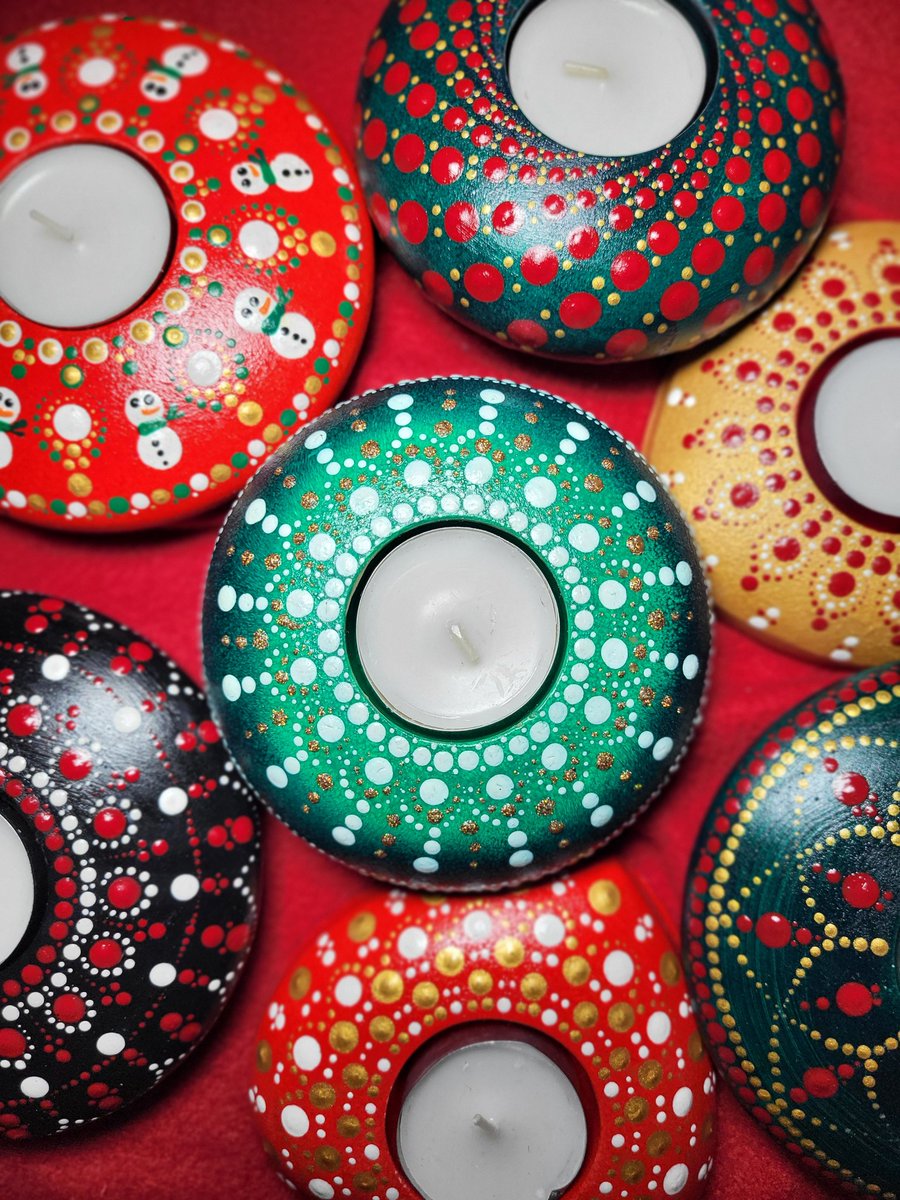 KreativBlumchen's tweet image. Das Weihnachtsupdate ist online!
Schnell, schaut in den Shop in die Weihnachtsabteilung und sichert euch euren einzigartigen Favoriten  🎄☃️🎅
Karlkerstin.etsy.com