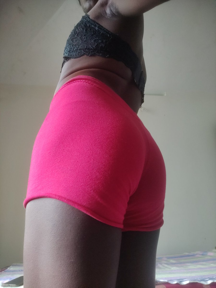 Harini Sissy tweet media