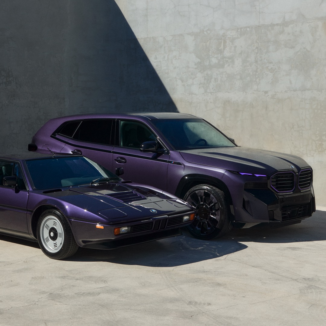 sergiooliveiram's tweet photo. Una colaboración entre #BMW y la marca de moda #KITH ha resultado en un clásico  M1 y una imponente XM luciendo el impresionante color #TechnoViolet que se estrenó en el M3 E36 y que queda especialmente en el coupé deportivo de los 70s ¿les gusta? https://t.co/skkpdApQ78