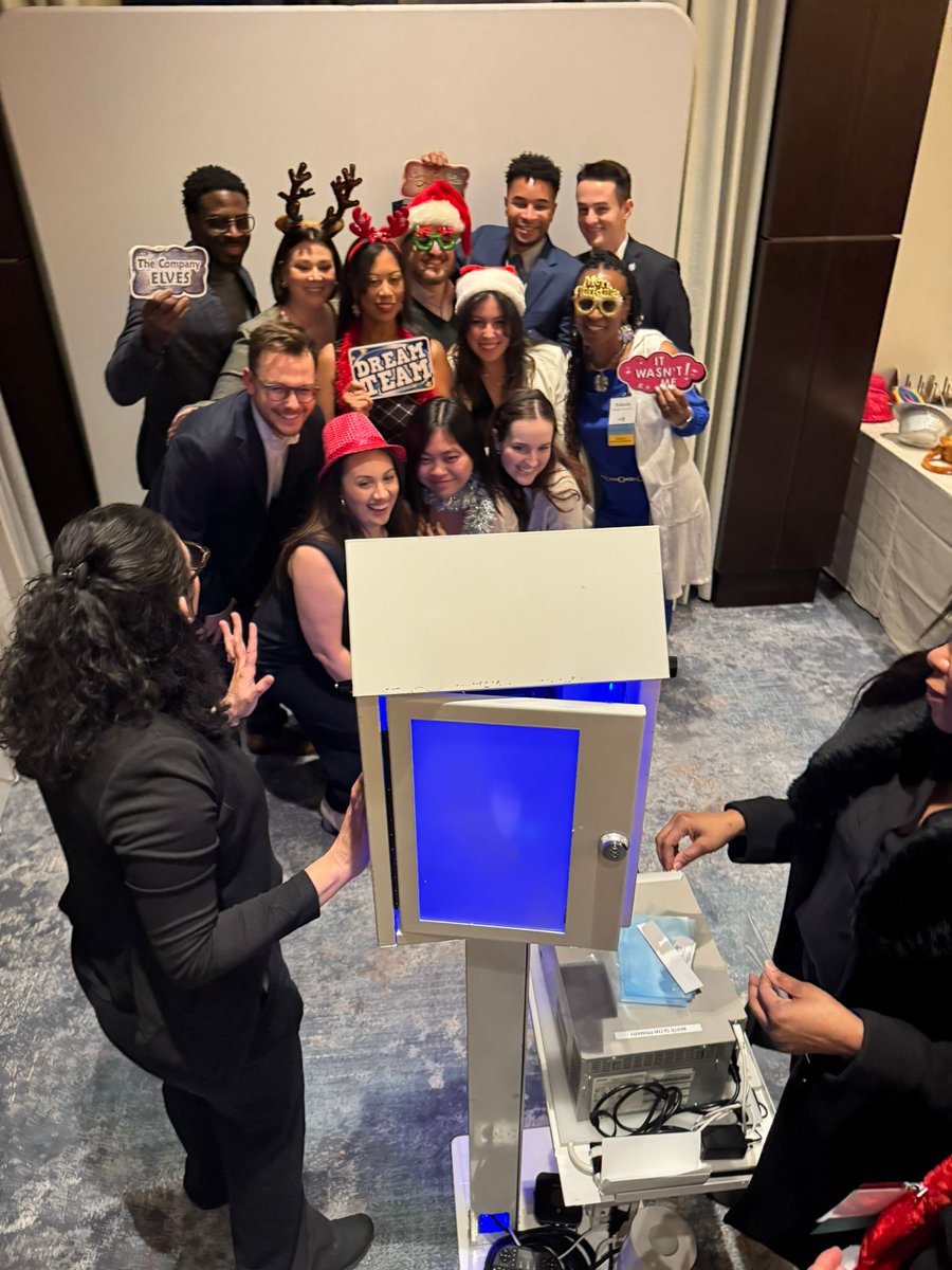 UMByac's tweet photo. The holiday spirit was shining bright at the @UMassBoston Alumni Holiday Reception yesterday! 🎄✨ Thank you to everyone who joined us for an evening of connection, laughter, and celebration. Chancellor @MSuarezOrozco shared exciting news! https://t.co/v80lHT9qKM
