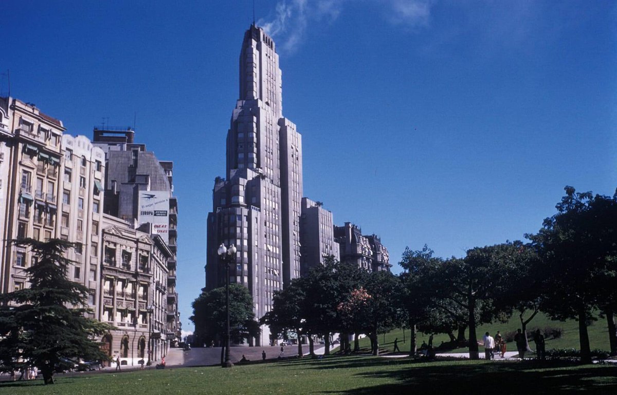 OldArg1810's tweet photo. Buenos Aires en 1959. 1/2 https://t.co/AbupYUhQET