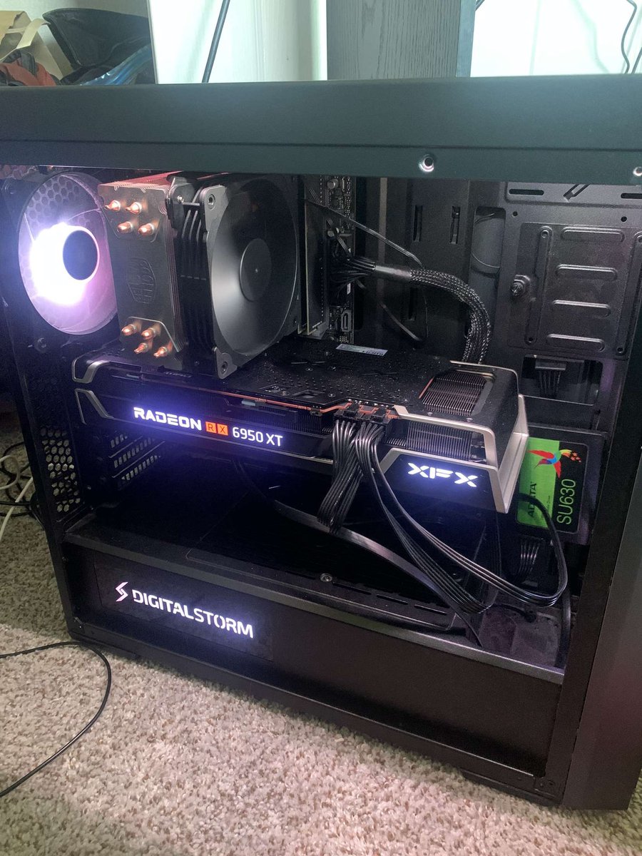 MoreFpsAccesory's tweet photo. Who needs a PC? 
We are Giving one away when we hit 5000 followers so give us a follow and stay tuned

#pcgiveaway #gamingpc https://t.co/dydMDEAaXX
