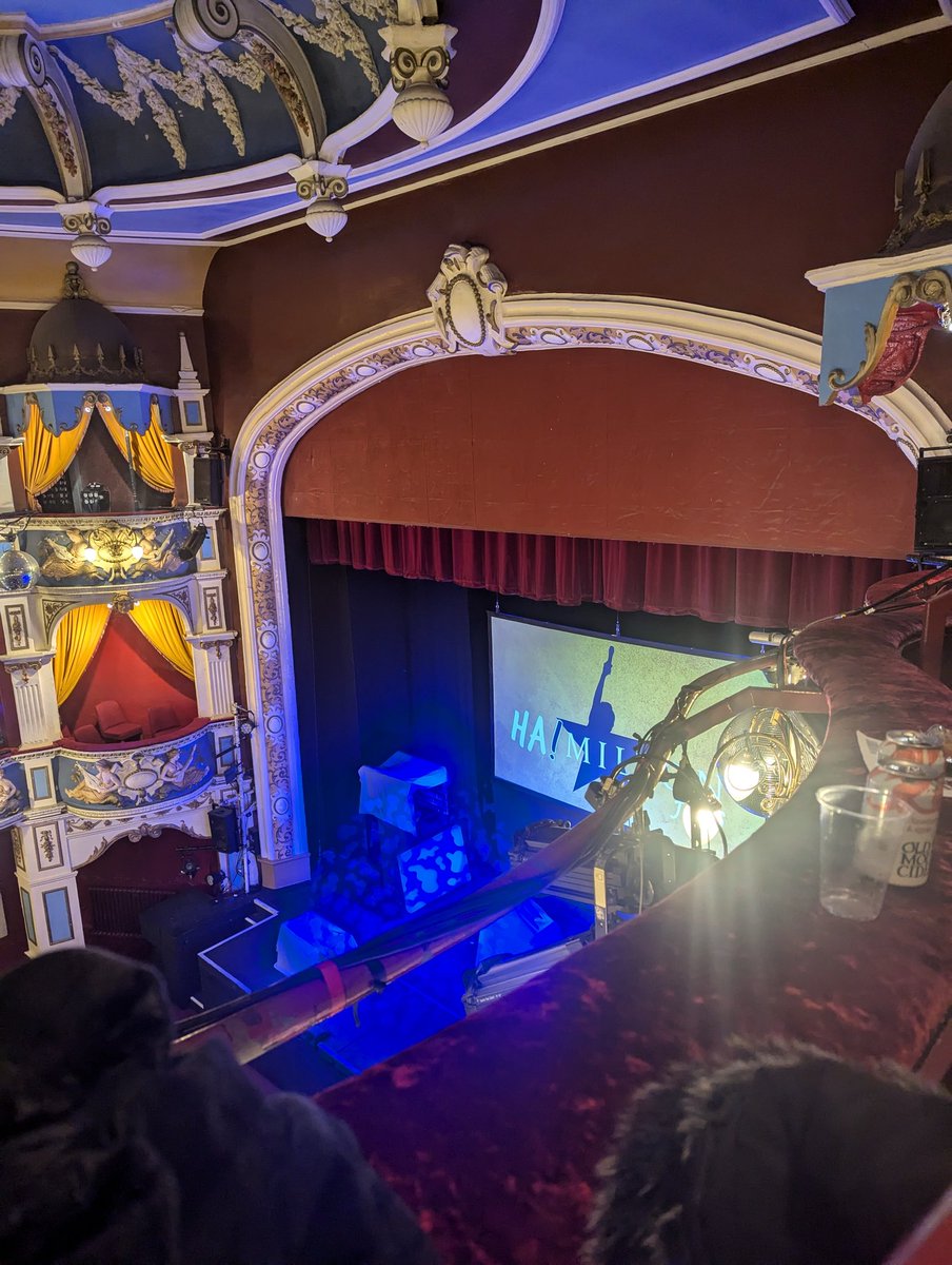 This is what <a href="/CreweLyceum/">Crewe Lyceum</a> calls a 'restricted view' if <a href="/themiltonjones/">Milton Jones</a> is about 12ft tall I might be able to see him. Not impressed