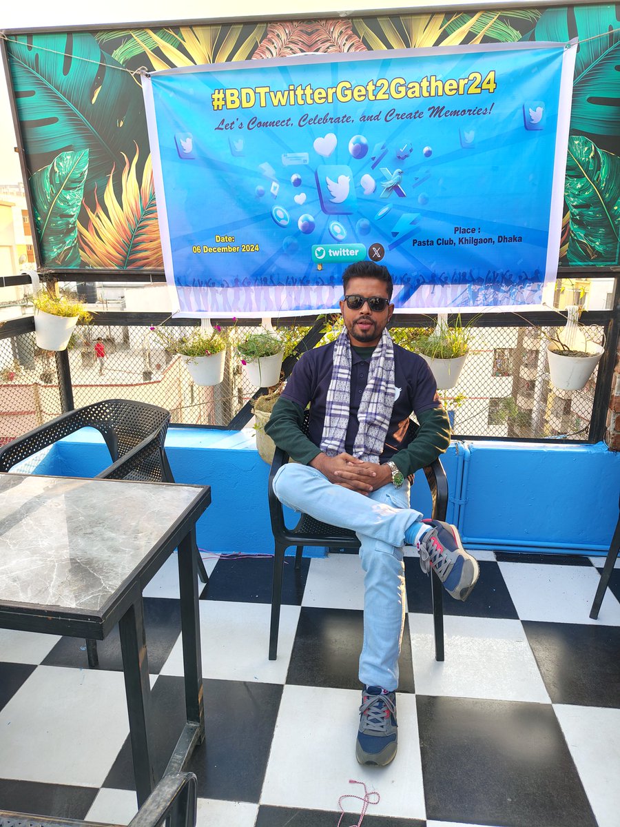 Shazzad_Sobuj's tweet photo. #BDTwitterGet2Gether ব্যানারের সাথে আমার সিঙ্গেল ছবি ❤️ https://t.co/Wm2JgYt5Fo