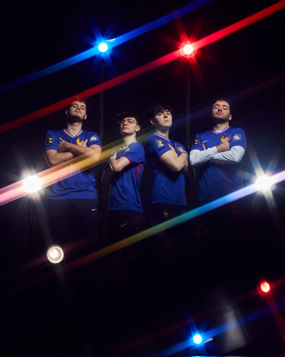 AsckyTV's tweet photo. 👀 On a nos 8 qualifiés pour les Playoffs de la @FIFAe WorldCup !

🏆 On aura en quart de finale des 15 h 30 :

              🇫🇷 vs 🇪🇸
              🇧🇷 vs 🇧🇪
              🇲🇦 vs 🇳🇱
              🇨🇱 vs 🇸🇦

🌟 @efootdefrance est à trois BO7 du titre 

🗿Votre MVP du jour ? https://t.co/R659gGlRyU