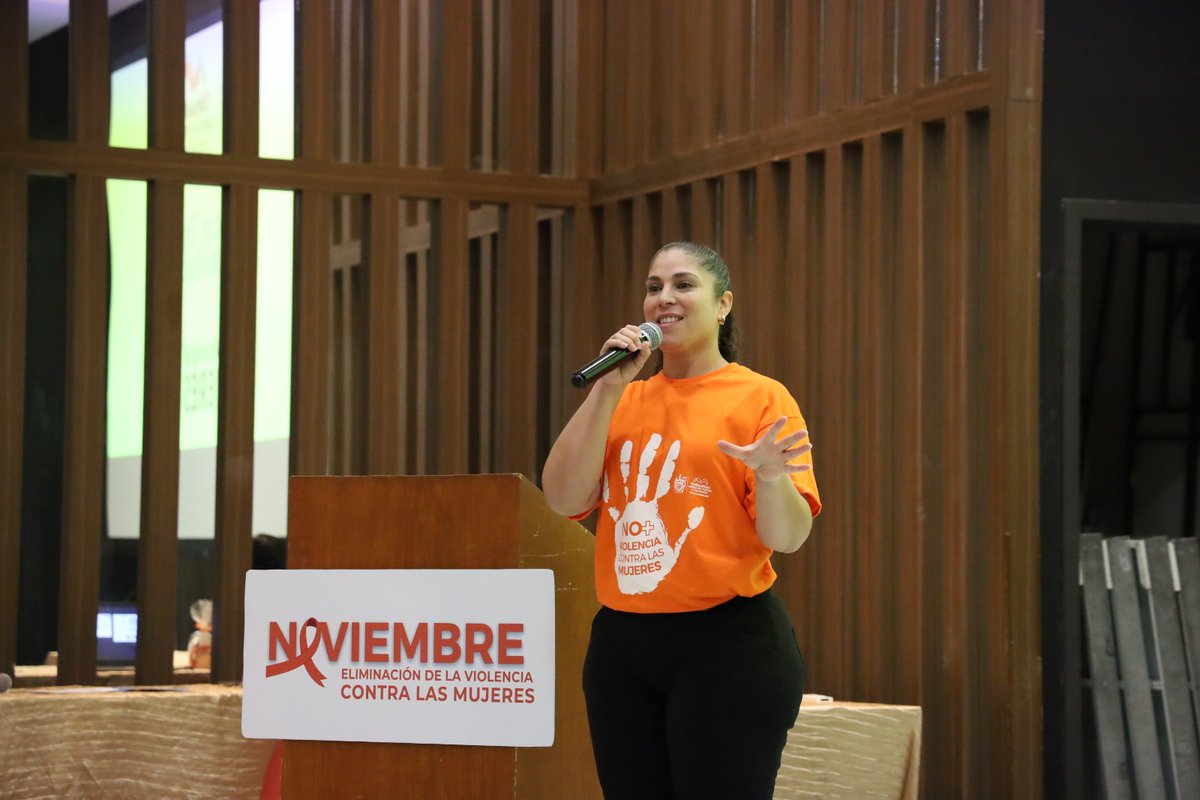 ¡Oportunidades para todas y todos sin distinción!🫱🏻‍🫲🏼
En el marco de las celebraciones por el Día Internacional de la Eliminación de la Violencia contra las Mujeres 🚫 capacitamos a funcionarios y funcionarias municipales en materia de perspectiva de género.👩🏻‍💼
#TrabajoyResultados