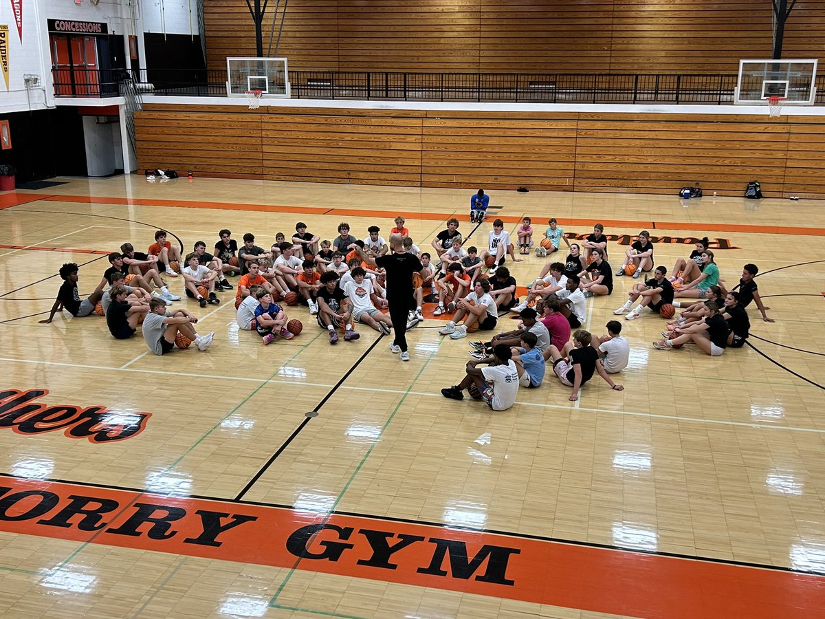 RhodesBasketbal's tweet image. Had a great time at my first @WCHSTOC 🙏 looking forward to more!