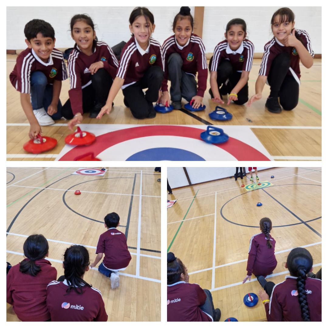 Featherstone Primary & Nursery School tweet media