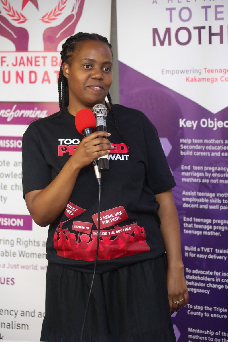 ProfJanetBarasa's tweet photo. In collaboration with Resolve Communications, successfully conducted a mentorship program for teen mothers at Golf Hotel in Kakamega. #TooPressedToWait https://t.co/b1XyFQOmrN
