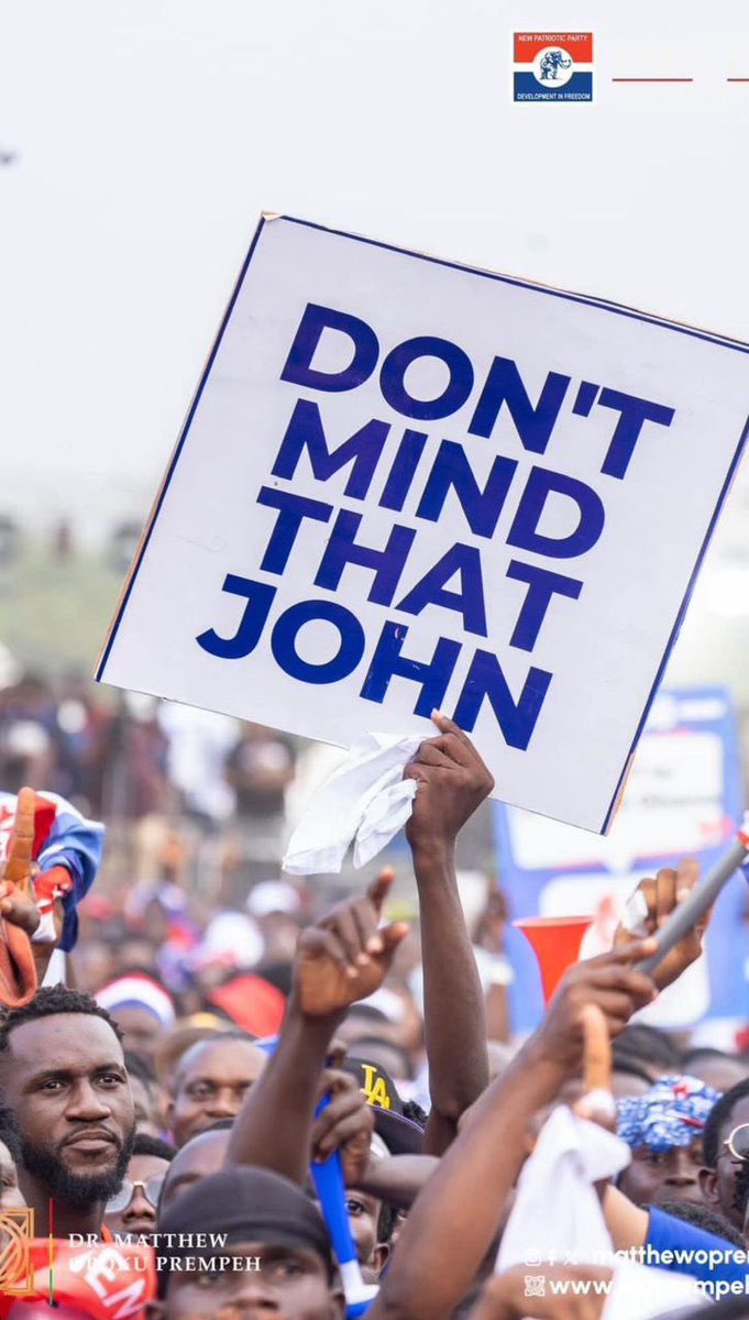 gold_adjoa's tweet photo. @NPP_GH Ey3 asem oo. Ghanafo) abl3 oo but never again! We say no to #IncompetentMahama 
We say yes to #1TouchForBawumia #BawumiaForPresident https://t.co/0ir2Bztdw7