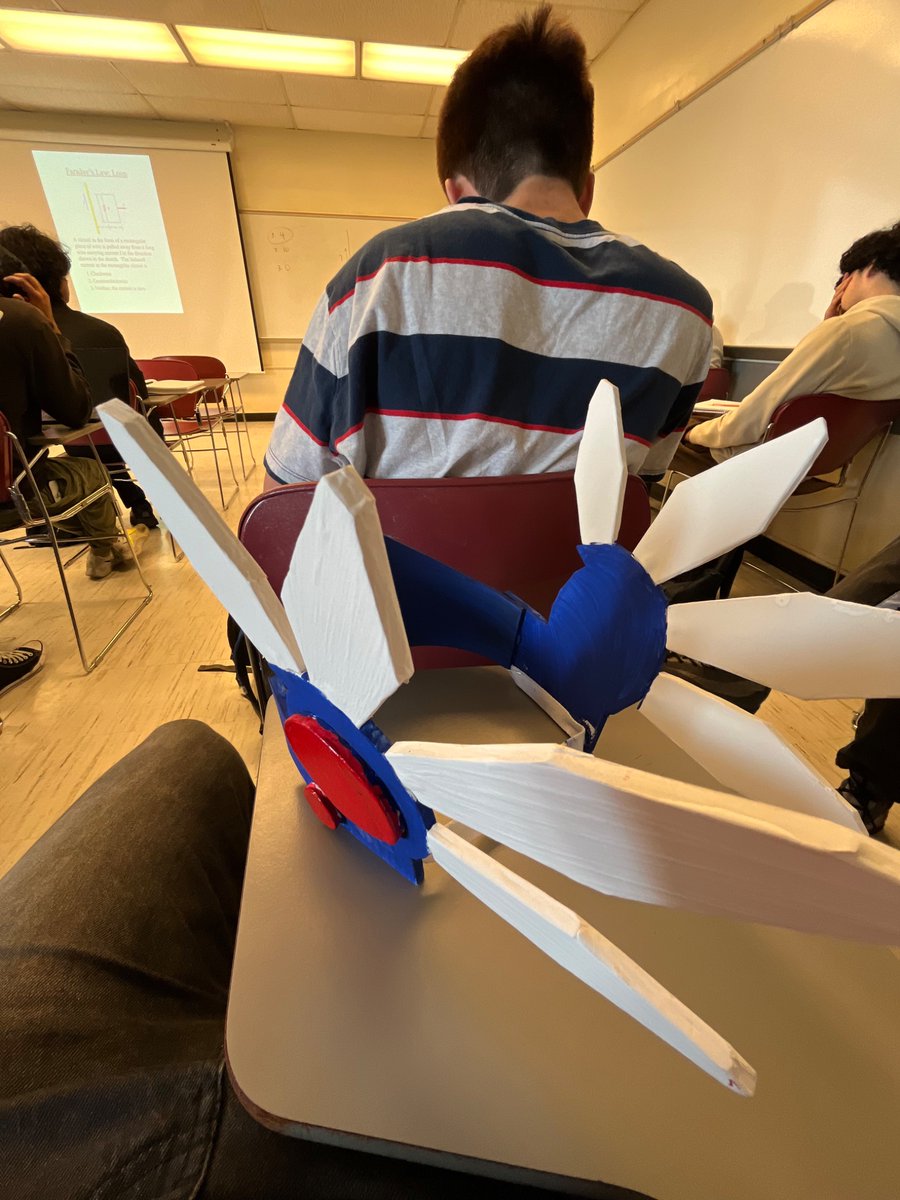 Declanitory tweet media