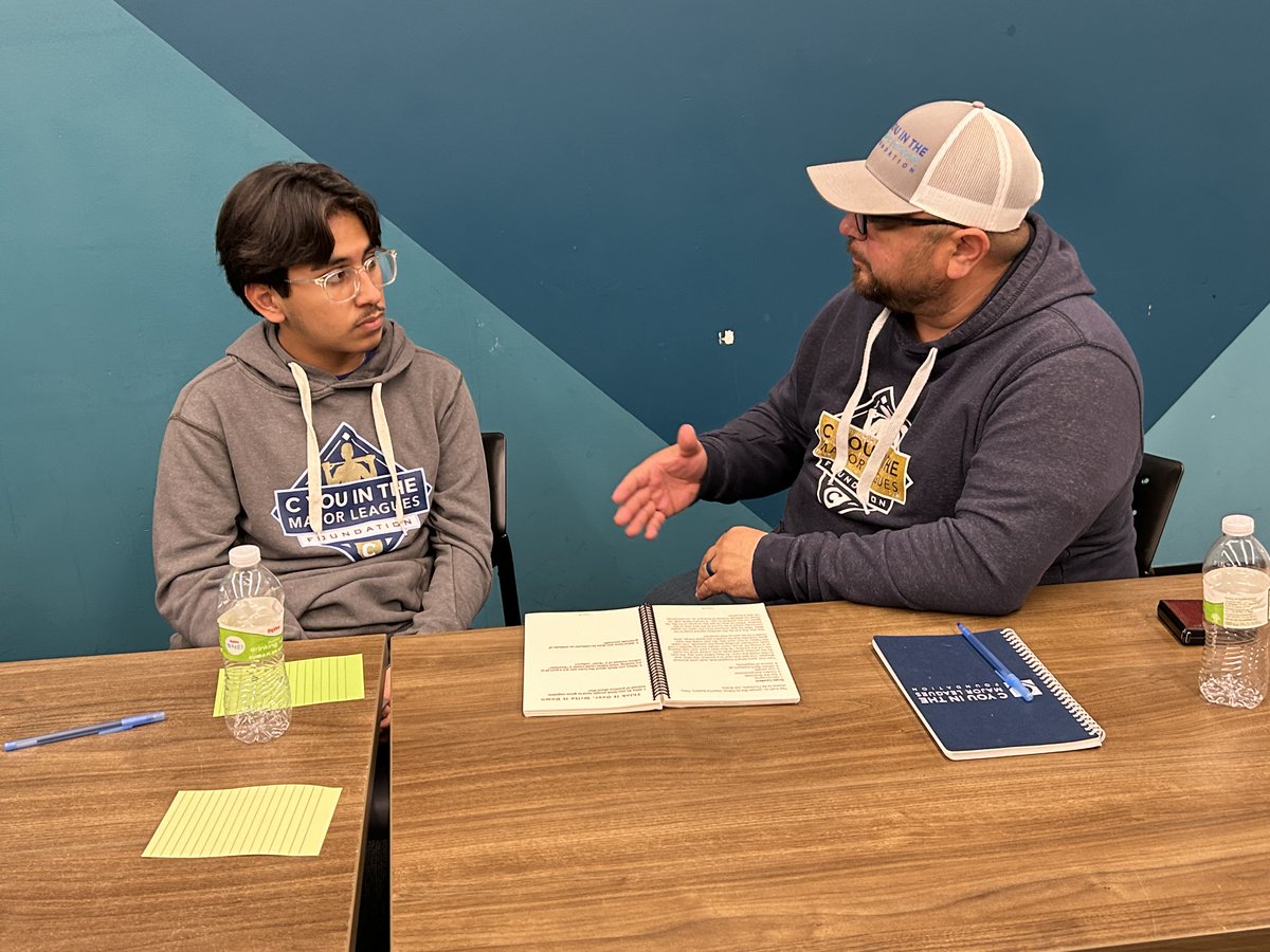 CYITML's tweet photo. Wed night at C-10: Students learned the power of being "fountains, not drains" in leadership! Key lesson: Your attitude is a choice that impacts everyone around you. Watching our future leaders embrace CHEERFUL leadership is inspiring! π #C10Program #Leadership #MentorKCKids https://t.co/LttlYkc2WW