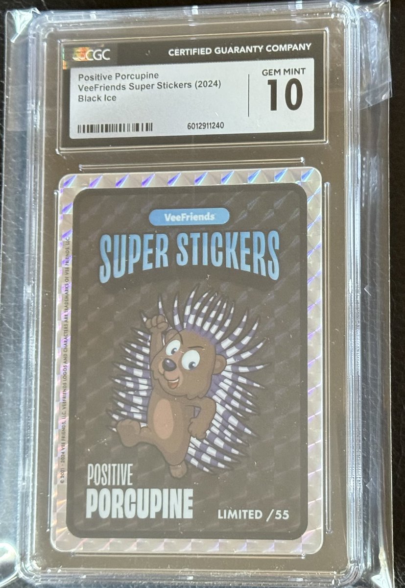 FunkoAddict_TeK's tweet image. Today’s #MailCall brings a big @veefriends snowstorm. I love the details &amp;amp; rarities on the these @VeeFriendsCards. I’m so happy with my pulls &amp;amp; variety all around. Biig Ty @garyvee &amp;amp; the Veefriends crew for this dope VeeFriends Ornament givey, i struck gold! 🥳🫡 #VeeFam