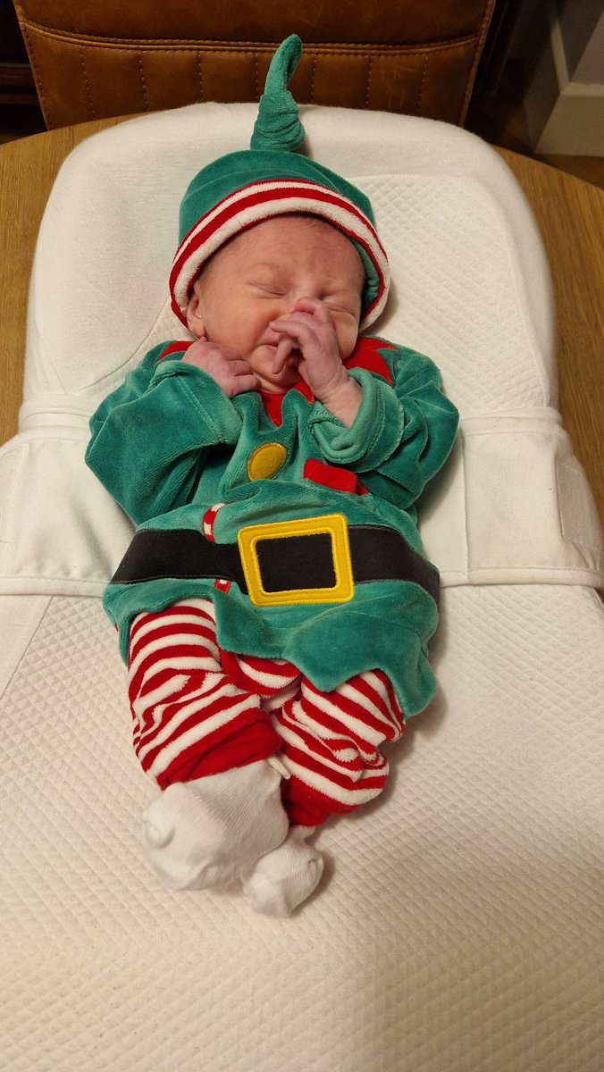 An early Christmas present for me &amp; <a href="/dwyernd/">Niall Dwyer</a> with the arrival of our little girl 🎄 Ada Dwyer 01-12-24💕 Perfect timing for her first #LateLateToyShow