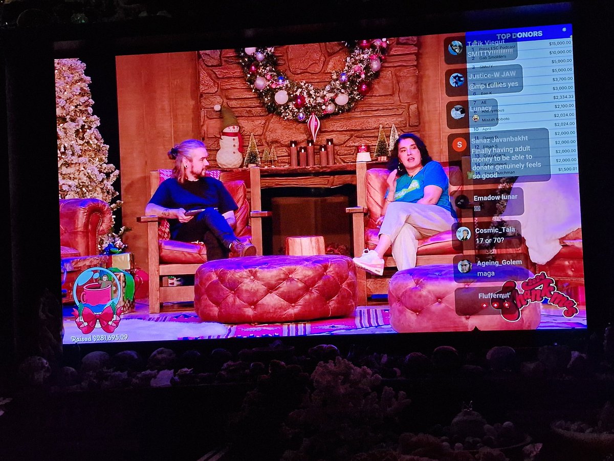 brokenxlullaby's tweet photo. First time being able to see thankmas live 🥰 please go watch if you can and donate if possible 💜🩵 This year its for mental health awareness 🥰

@Jacksepticeye #Thankmas2024 #MentalHealth #MentalHealthAwareness #MentalHealthMatters #donate #THANKYOUSOMUCH https://t.co/20uRNLnyC9