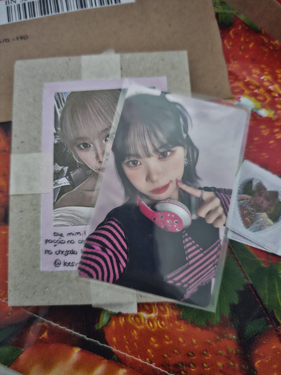 feedback super positivo pra <a href="/leesnif/">anna</a> ♡ 
chegou mt bem embaladinho e eu amei os mimos 🥹