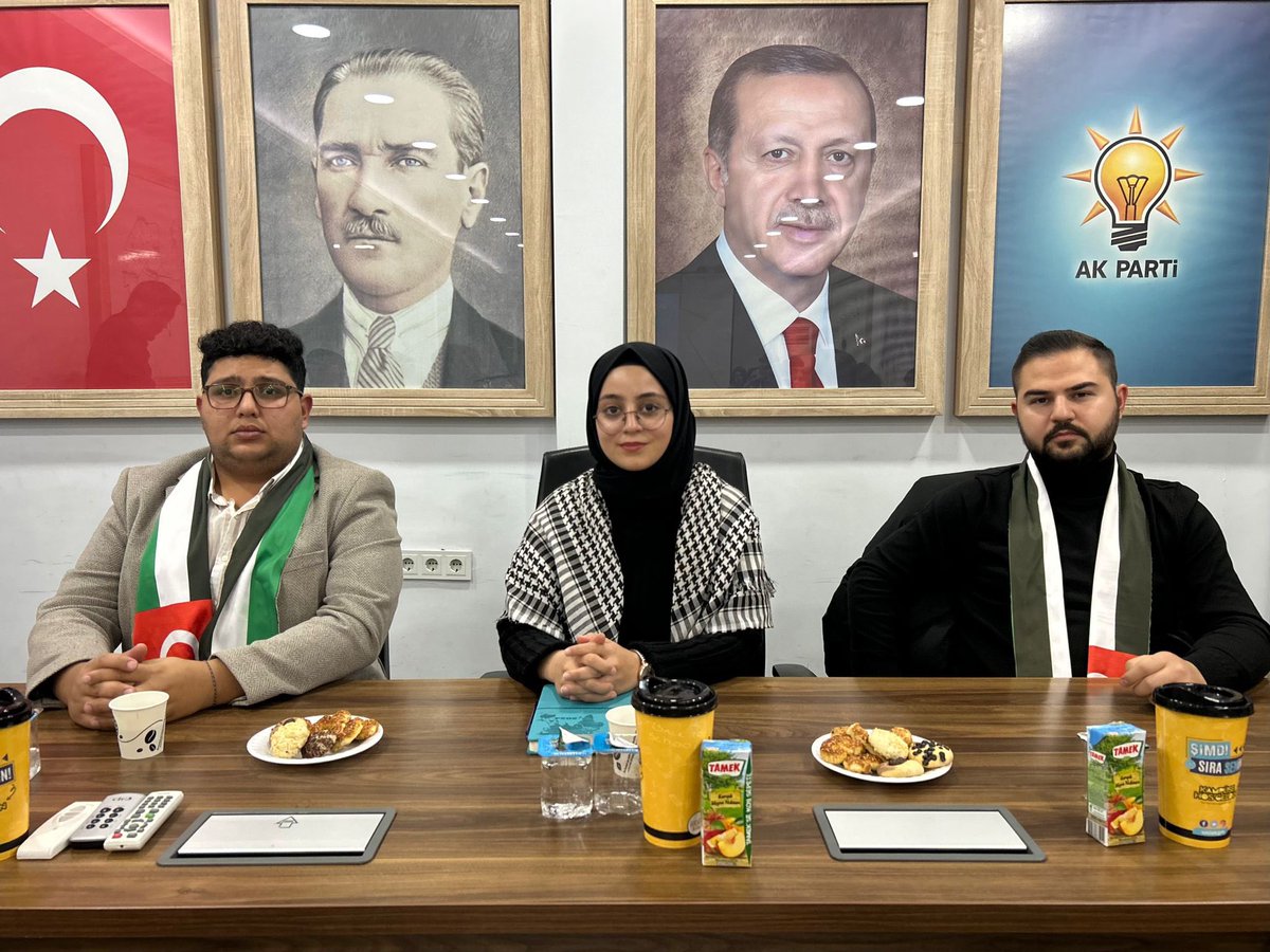 uniakisparta's tweet photo. “Üniak Isparta’dan Gazzeye bir Nefes”programımızı gerçekleştirdik. 

ÜniAk Isparta olarak Özgür Filistin diyerek #SayStop çağrımızı yeniliyoruz. https://t.co/h1gQn1s34w