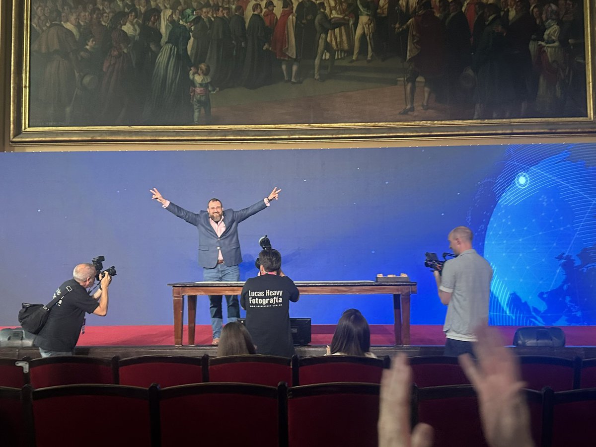BREAKING NEWS:

CARDANO IS NOW A NATION OF THE PEOPLE BY THE PEOPLE 🎉🎉

A Historic moment for Cardano has been achieved.🔥

The Cardano Constitution has been signed moments ago!
