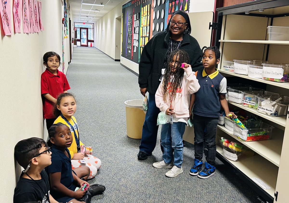 KRCreeggan's tweet photo. Its’s Dino Depot Day!!! Thank you for helping us count our Dino Dollars @ms_alsandor. We’ll keep our pink slime safe in our pocket until we get home….. @Aliefsneed #PBISworks! @AliefPASS https://t.co/I9IsEFJo75