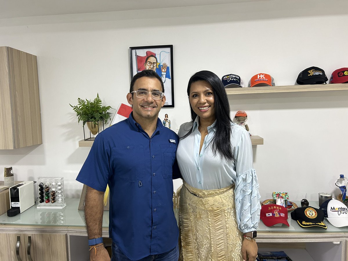 paminagonzalez's tweet photo. ¡Muchas gracias #Montería por la calurosa acogida!

Alcalde @kerguelenhugo, Presidente @AlvaroSegrith @ccmonteria, directora @abenedettic @promonteria y Secretario de Desarrollo Económico @jnicobarrios y Gerente de turismo @e21d82d23556418 de @monterialcaldia. https://t.co/ihWuWkpim4