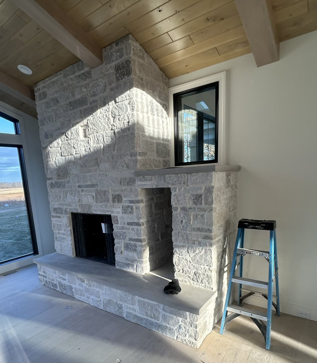 Frymoyer_Stone's tweet image. Sullivan Masonry's craftsmanship and versatility is evident in their recent completion of two natural stone fireplaces. We are pleased to have provided the stone for both projects. #architecturalstone #naturalstone #stonesupplier #masonry #fireplaces #buildingmaterials