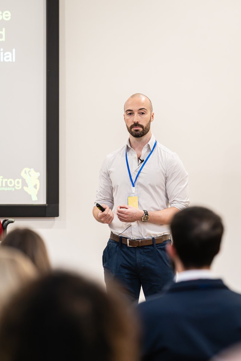 Ryan Lee tweet media