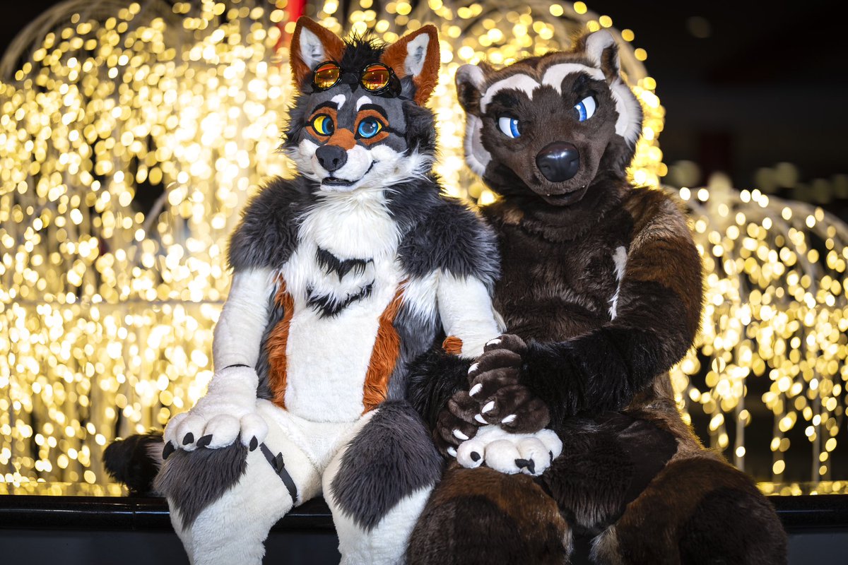 The fountain at MFF is always a photogenic area 

🐾: <a href="/samizzleman/">samizzleman</a> / <a href="/JaggerWolverine/">Jagger Wolverine 🔜 MFF</a> 
📸: me

#fursuiting #fursuit #furry #furries #furryconvention #furrycon #mff #mff2024
#furfest #furfest2024 #furfest24
#midwestfurfest