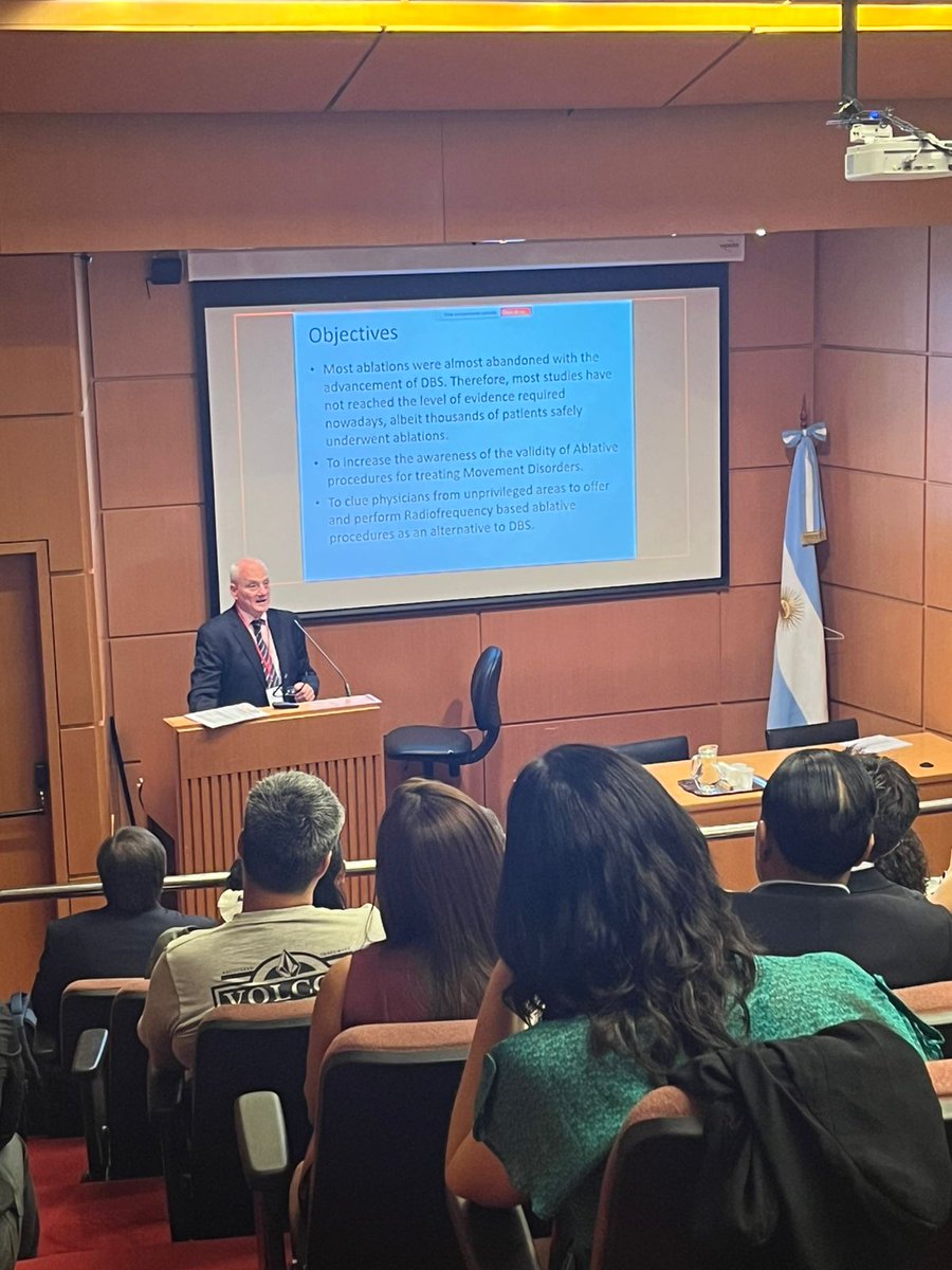 movanfleni's tweet photo. Excelentes exposiciones e intercambio de experiencias en el exitoso MDS-PAS 4ª Escuela de #Neuromodulación de los Trastornos del Movimiento en Buenos Aires. Muchas gracias a todos los presentadores y asistentes!
@movedisorder @FleniOficial 
#Parkinson  #Distonia #Temblor #DBS https://t.co/wNmpARdnNN