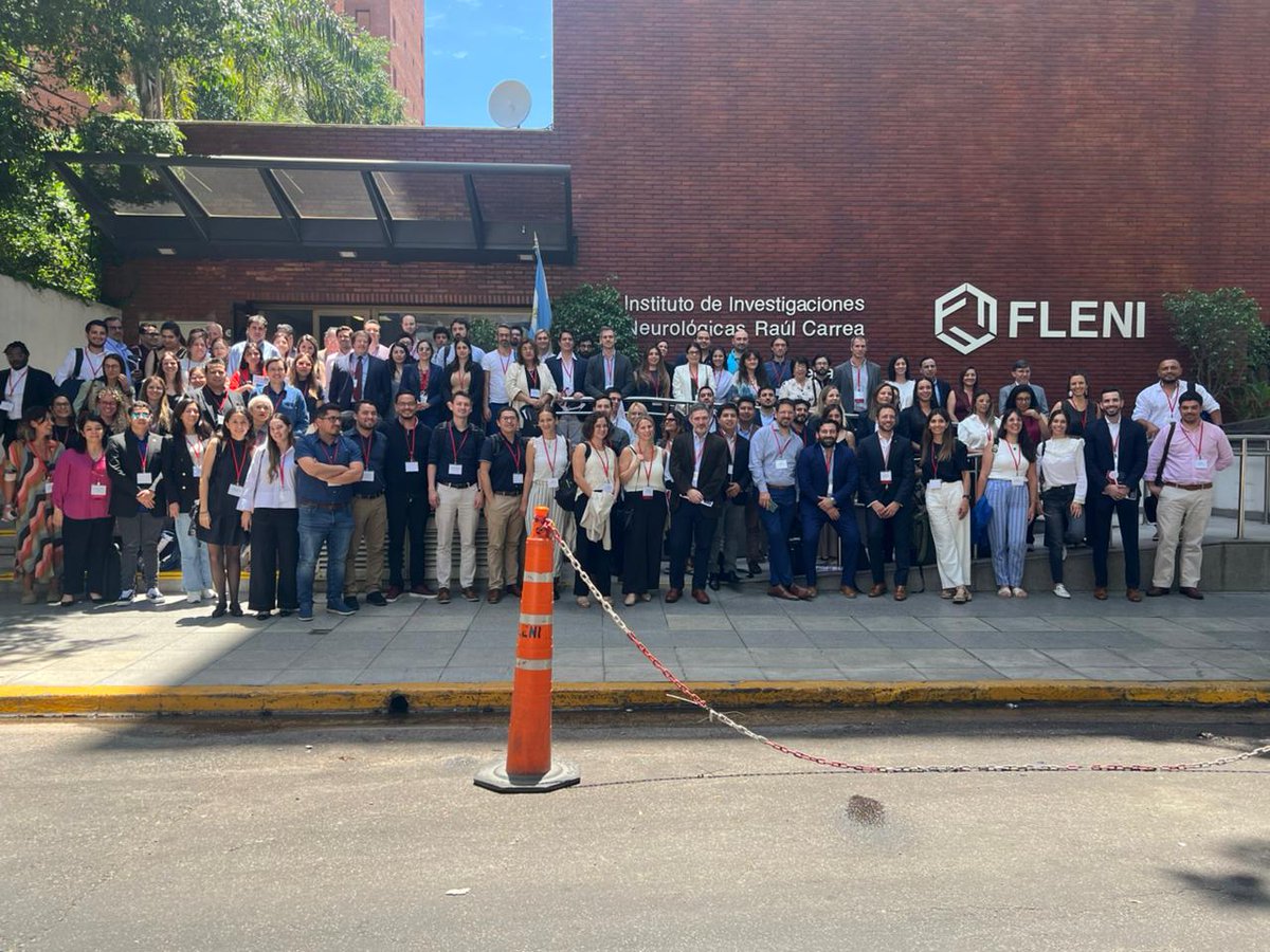 movanfleni's tweet photo. Excelentes exposiciones e intercambio de experiencias en el exitoso MDS-PAS 4ª Escuela de #Neuromodulación de los Trastornos del Movimiento en Buenos Aires. Muchas gracias a todos los presentadores y asistentes!
@movedisorder @FleniOficial 
#Parkinson  #Distonia #Temblor #DBS https://t.co/wNmpARdnNN