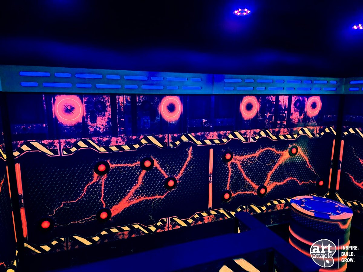 artattackfx's tweet image. TimeFREAK is the perfect high-energy challenge for any venue, delivering fast-paced fun in a compact, dynamic package. Whether it’s a solo challenge or a head-to-head race, guests will love testing their skills. Reach out to learn more! #InspireBuildGrow #TimeFREAK #FastPacedFun