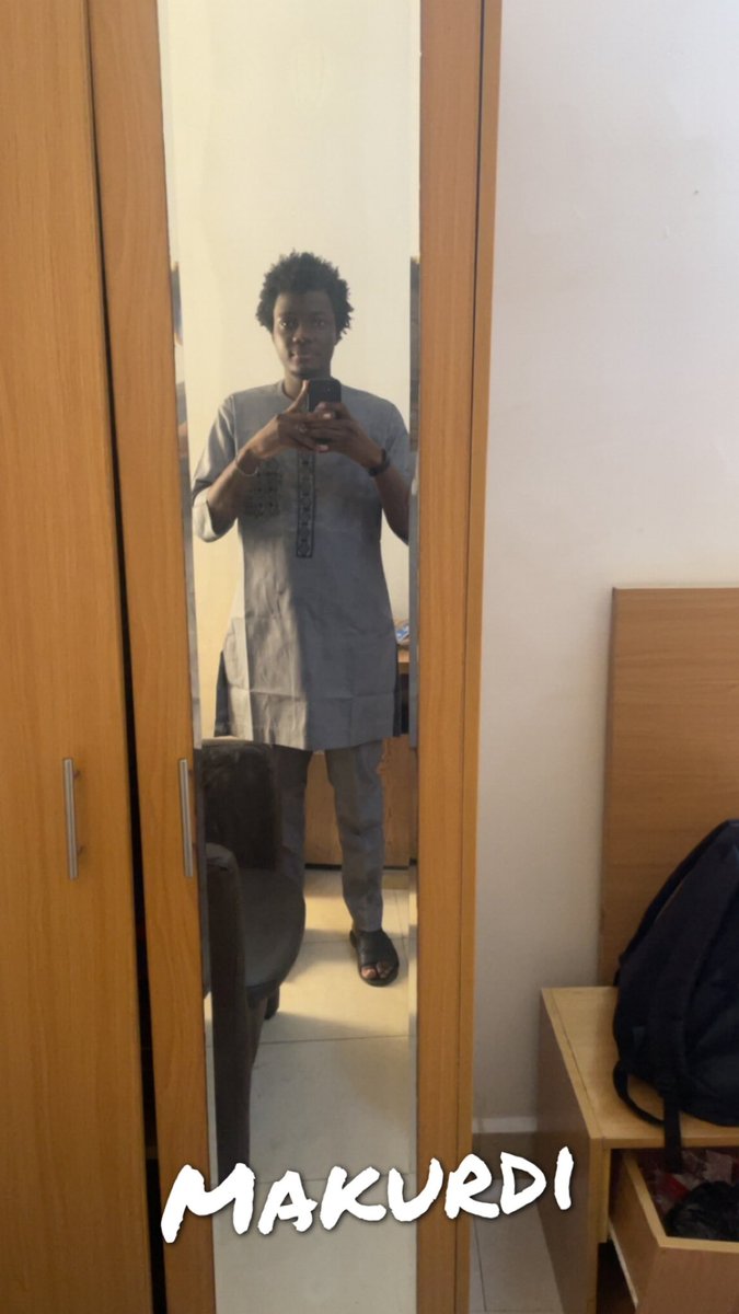 q0sim_'s tweet photo. 🏄🏾 https://t.co/8Yr5wian2h