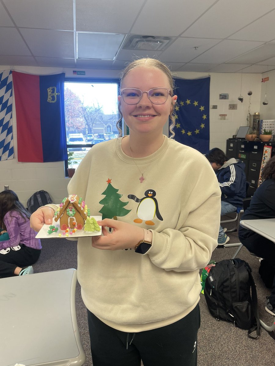 Building Gingerbread Houses and a Secret Santa Gift Exchange are fun ways to wrap up 2024! 
<a href="/OlatheWl/">Olathe WL</a> <a href="/WorldLanguageOE/">OE World Language Dept.</a> <a href="/AATGOnline/">AATG</a> <a href="/GI_Chicago/">Goethe-Institut CHI</a>