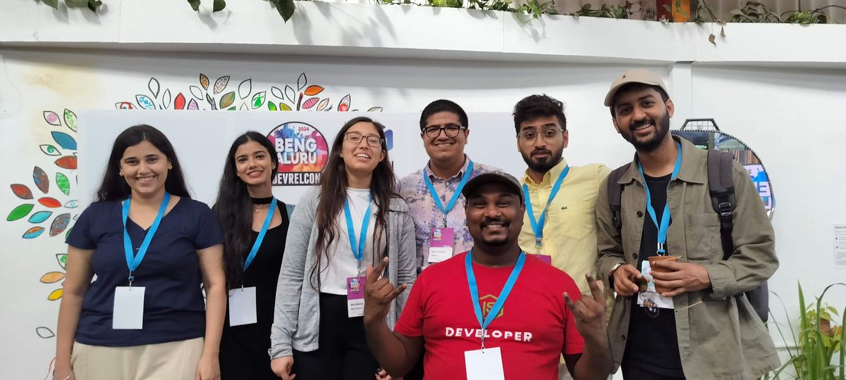 praveenscience's tweet image. The pic that got me trolled and rick rolled! 🤣

@DevRelCon #DevRelCon #DevRelConBlr