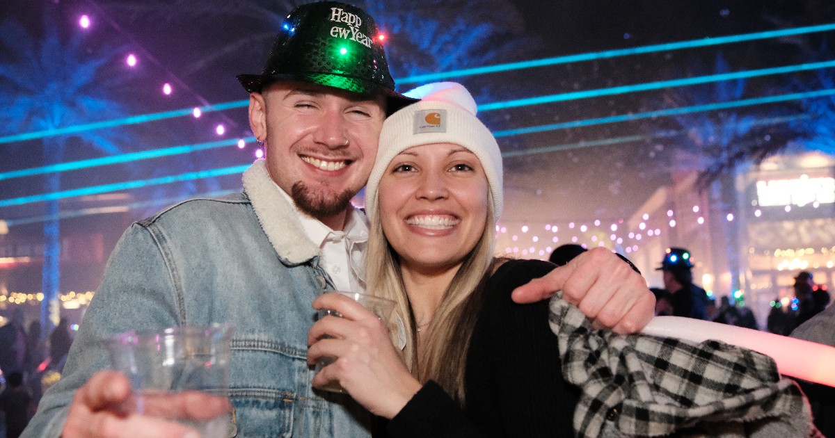 GottaGoOrlando's tweet photo. Promenade at Sunset Walk welcomes 2025 with Rocking New Year’s Eve Street Party and Happy Noon Year Kids Party

https://t.co/yNpYUY21ji https://t.co/1PgXYFMfIp