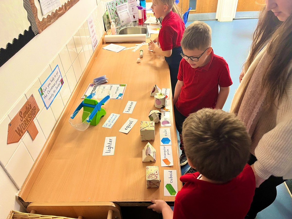 Hendrefoilan's tweet photo. Year 1/2 Turtles enjoyed a break from rehearsals to do some Christmas themed maths. Matching presents to their 3D shape name, weighing them and making a paper chain that is 1m long. #hdfpturtles #hdfpNum https://t.co/AfMGyJ91id