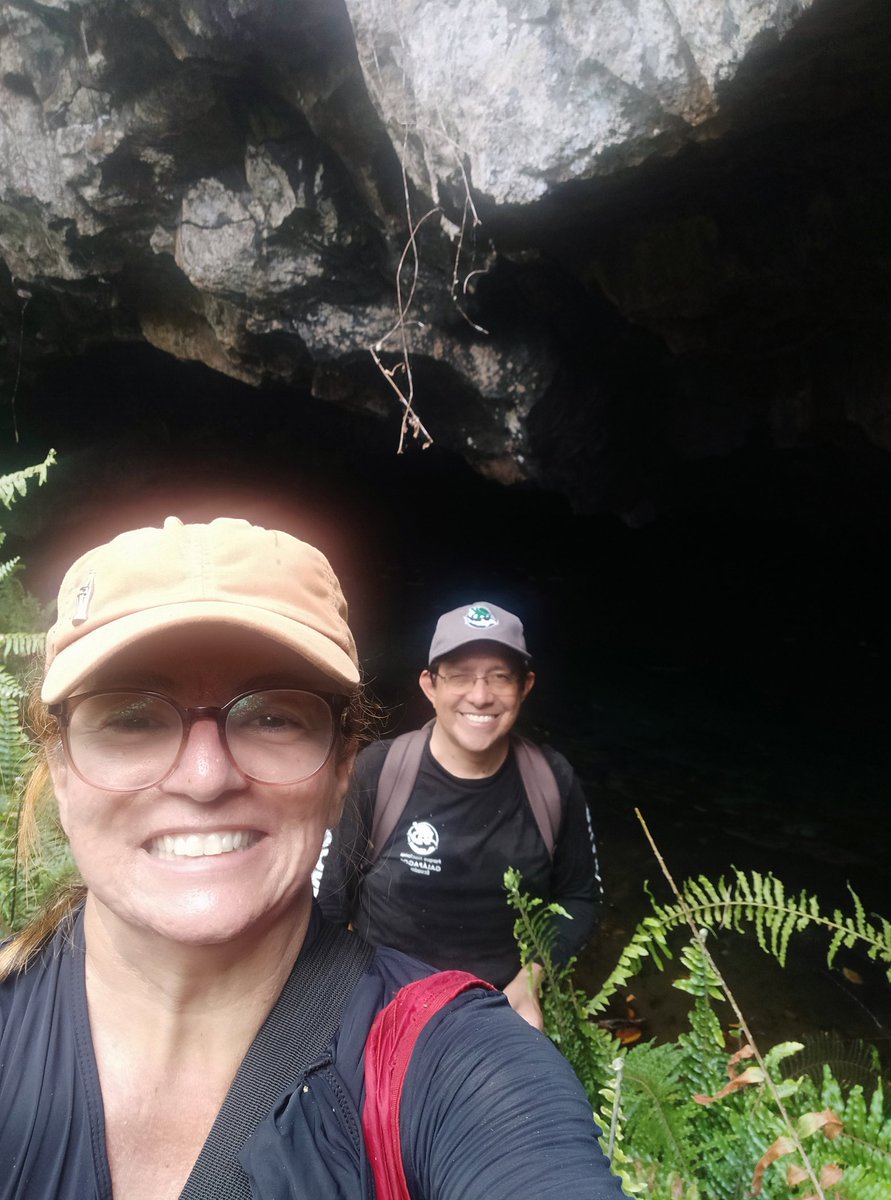 Sampling in lentic aquatic ecosystems on Isabela Island! New areas of baseline definition!
Thanks to the Galapagos National Park for their incredible support!
SIL working group Limnology of drylands!
