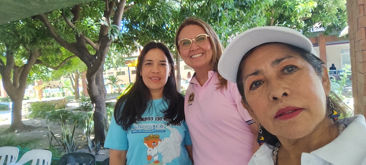 Leda_Rodriguez's tweet photo. @Salud_SoloSalud @TelerevistaHoy Importante labor social de la Fundación Cardio Infantil de Bogotá  en Valledupar, Ruta del Corazón, 9na Jornada de Diagnóstico Cardiovascular equipo profesional de médicos cardiólogos, enfermeras apoyo logístico Damas Rosadas y  @ESEHospitalRos1 https://t.co/4gZcBnSp5J