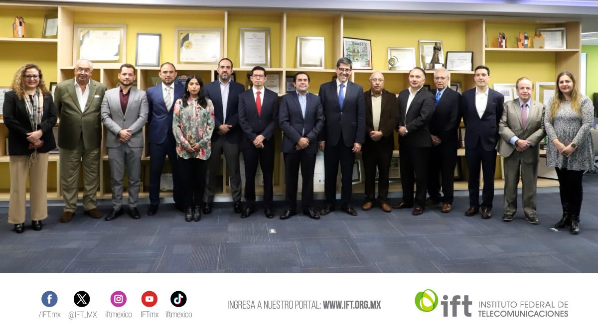 El día de hoy, el <a href="/IFT_MX/">IFT</a>  entregó el titulo de concesión a la empresa Mobile Satellite Services México, S. de R.L. de C.V.,  que fue la ganadora de la licitación IFT-13 para concesionar el uso, aprovechamiento y explotación comercial del segmento de espectro radioeléctrico