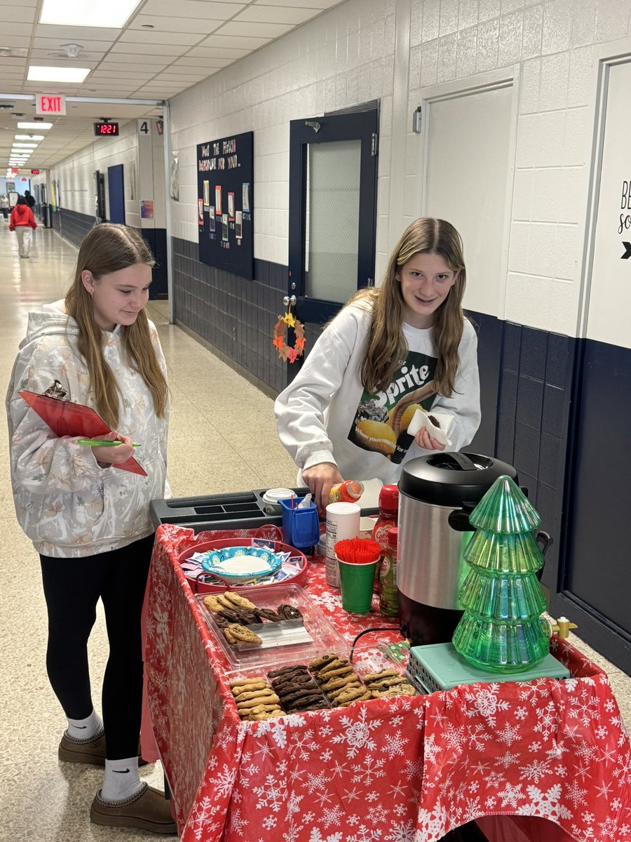 Jaclynn Parker (@mrsparkerlms) on Twitter photo Some of our awesome WEB leaders put together a Cart of Cheer and delivered coffee and cookies to <a href="/LarsonMS/">Larson Middle School</a> staff. So cute! WTG Rebels 💙 Some of our awesome WEB leaders put together a Cart of Cheer and delivered coffee and cookies to <a href="/LarsonMS/">Larson Middle School</a> staff. So cute! WTG Rebels 💙