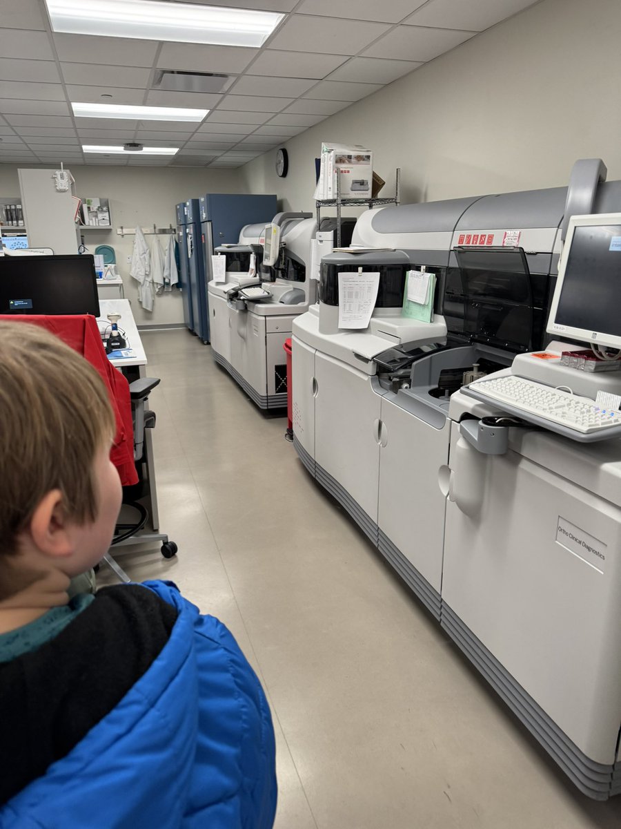 3rd Grade from both NLE and JCE made a trip to the Genesis Healthcare System Somerset ER today. Students learned about all the career opportunities within healthcare! Thank you to Jason Adams and staff for a great day!
