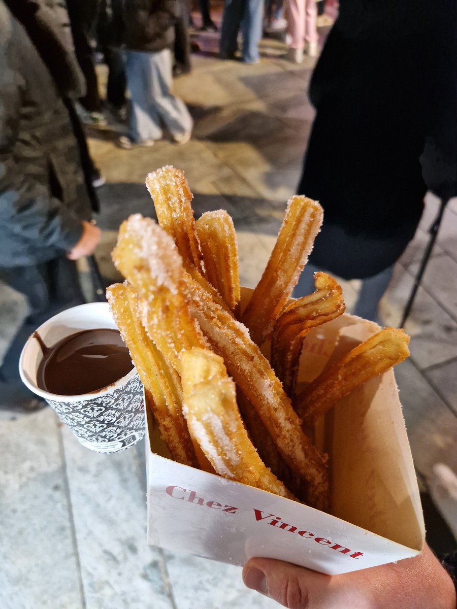 Alex🚈 (@cdbalex) on Twitter photo A <a href="/VilledeNice/">Ville de Nice</a> #NoelANice un régale, petit marché et illuminations jusqu'au 1er janvier prochain 👌
Venez ici avec <a href="/SNCFVoyageurs/">SNCF Voyageurs</a> en <a href="/TERSUD_SNCF/">SNCF TER SUD Provence-Alpes-Côte d’Azur</a> et <a href="/TGVINOUI/">TGV INOUI</a> biensûr 🚆 A <a href="/VilledeNice/">Ville de Nice</a> #NoelANice un régale, petit marché et illuminations jusqu'au 1er janvier prochain 👌
Venez ici avec <a href="/SNCFVoyageurs/">SNCF Voyageurs</a> en <a href="/TERSUD_SNCF/">SNCF TER SUD Provence-Alpes-Côte d’Azur</a> et <a href="/TGVINOUI/">TGV INOUI</a> biensûr 🚆