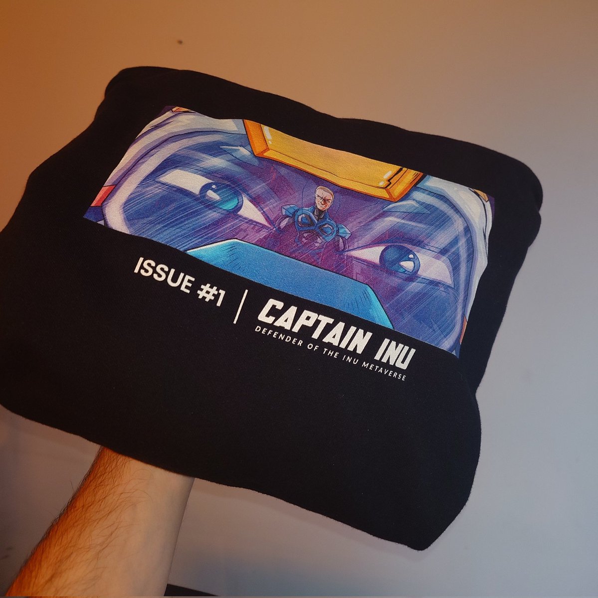 One of the limited edition $cptinu hoodies that will be available for comic book issue #1 holders. 👀