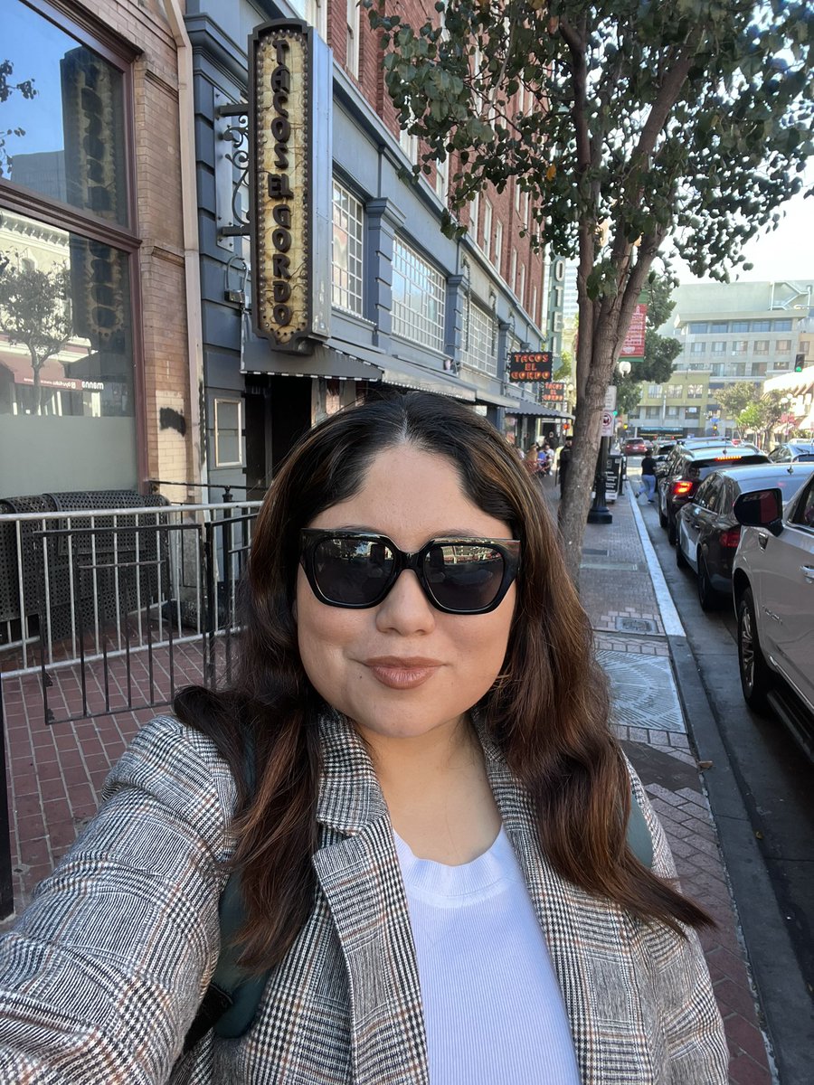 Pamela Contreras Chavez (@pamchmd) on Twitter photo My first #ASH meeting as an attending!! Looking forward to see my mentors and also meet #hematology colleagues from the 🌍!!! PERU 🇵🇪 presente!!!!!!! First stop? -> Tacos 🌮
#ASH24 #WomeninHeme #LatinasenHematologia!!!
<a href="/ASH_hematology/">ASH</a> <a href="/HemOncFellows/">Hem-Onc Fellows Network</a> <a href="/StoriesImg/">IMG_stories</a> <a href="/LatinasGH/">Latinas in Global Health</a> My first #ASH meeting as an attending!! Looking forward to see my mentors and also meet #hematology colleagues from the 🌍!!! PERU 🇵🇪 presente!!!!!!! First stop? -> Tacos 🌮
#ASH24 #WomeninHeme #LatinasenHematologia!!!
<a href="/ASH_hematology/">ASH</a> <a href="/HemOncFellows/">Hem-Onc Fellows Network</a> <a href="/StoriesImg/">IMG_stories</a> <a href="/LatinasGH/">Latinas in Global Health</a>