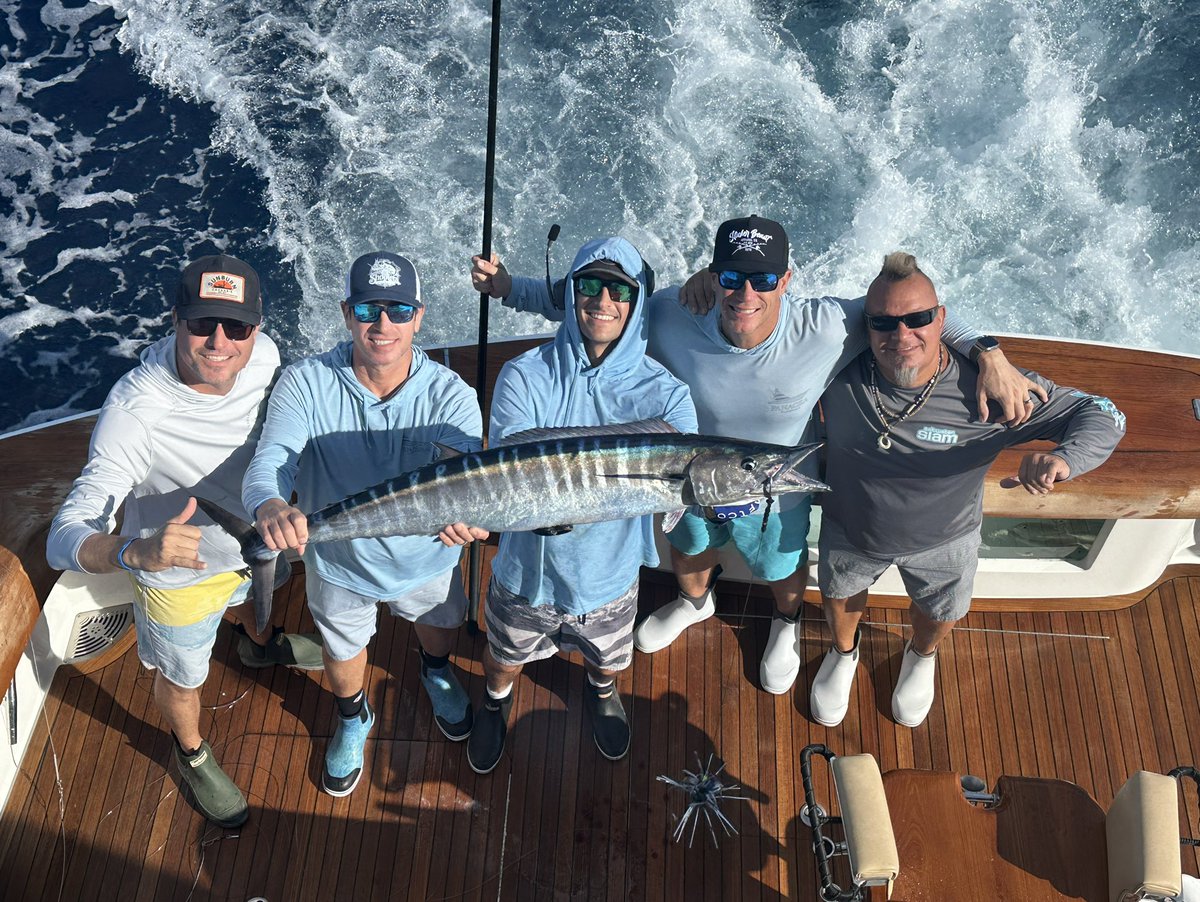 BCobblaw's tweet photo. Defending our title in the Slicker Beaut Wahoo Tourney in Bimini @sunburncannabis —marketing is easier when it’s your lifestyle #getburnt https://t.co/WHO16uluN7