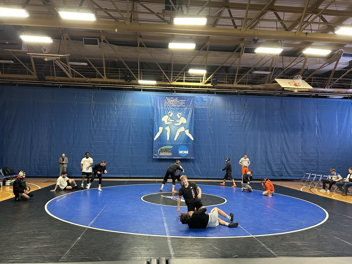 On the PA for ⁦<a href="/LutherWrestling/">Luther Wrestling</a>⁩ vs ⁦<a href="/wartburgwrestle/">Wartburg Men’s Wrestling</a>⁩ from Decorah tonight 

Watch with ⁦<a href="/DaveAnderson23/">Dave Anderson</a>⁩ on the call at 7 at team1sports.com/luthernorse