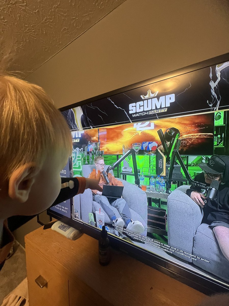 DaddyReap_'s tweet photo. @scump Mini-me &amp; I have been watching the watch party!  I said “Scumpy” &amp; he points at you! 🤣 https://t.co/lpwVT6O5eB