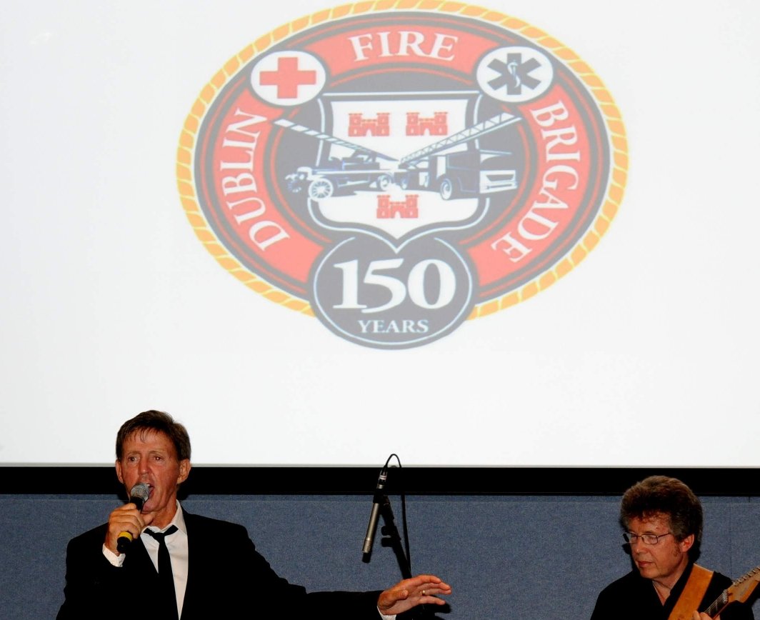 DubFireBrigade's tweet photo. Sad to hear that Dickie Rock has passed away this evening. Dickie was good enough to perform at our 150th anniversary in 2012. #RIP #DickieRock https://t.co/VuDHTT1foF