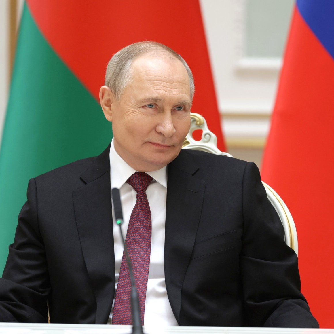 mfa_russia's tweet photo. 🎙 President of Russia Vladimir #Putin: 

💬 Practical integration within the framework of the #UnionState is bringing real tangible benefits to the citizens of Russia and Belarus, enhancing the quality of their lives &amp; well-being.

https://t.co/MLuw4efiGf

🇷🇺🇧🇾 #RussiaBelarus25 https://t.co/tj0Twm4A8U
