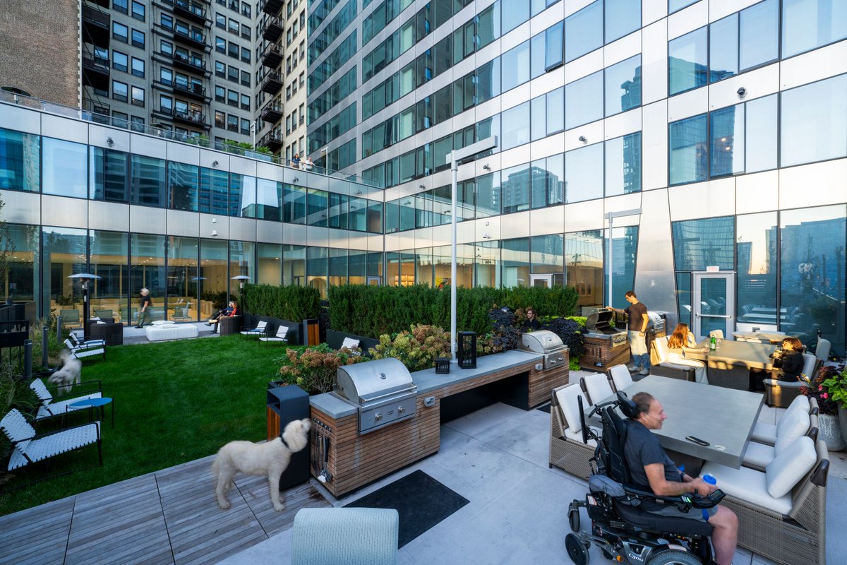 From concept to completion, the Jahn team played a key role in bringing 1000M to life. That's why we were happy to participate in a professional photo earlier this fall. Swipe through the pictures to see some familiar faces!

📸: Tom Rossiter 

#JahnArch #architecture