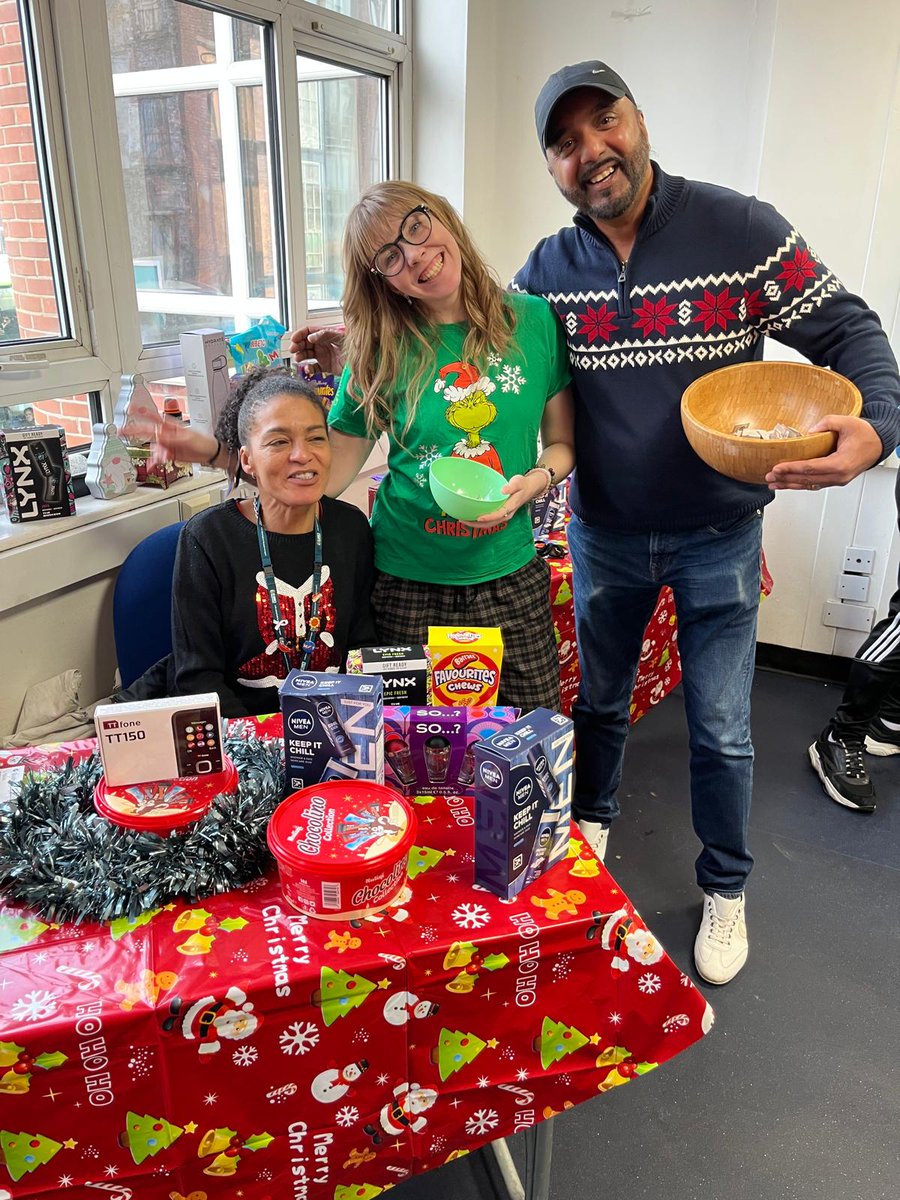 St Anne's Resource Centre tweet media